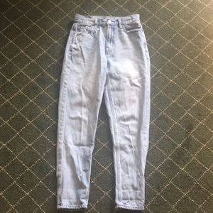 american eagle pale blue mom jeans